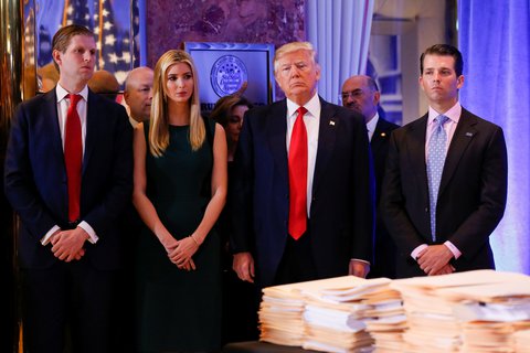 U.S. President-elect Donald Trump on the sideline of a press conference in New York
X90052 / REUTERS