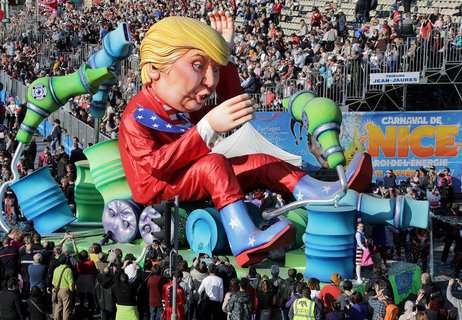 Karneval in Nizza. (Foto: Reuters/Eric Gaillard)
