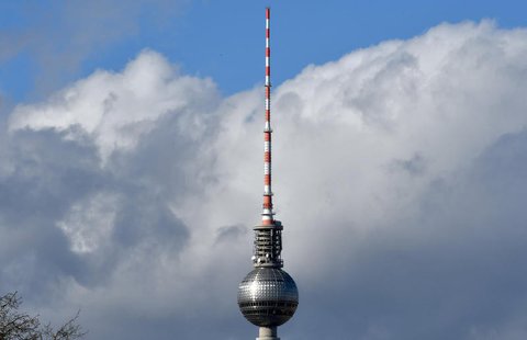 15 Grad und Sonnenschein - Sonnenbrille nicht vergessen. Foto: dpa