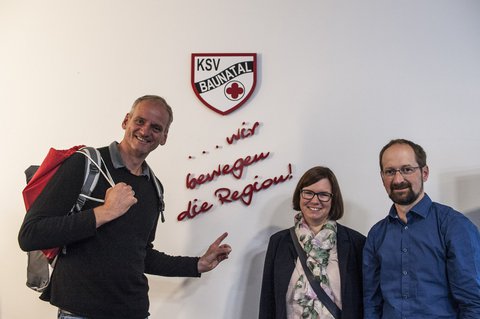 Bei der KSV Baunatal mit SPD-Abgeordneter Manuela und Geschäftsführer Timo