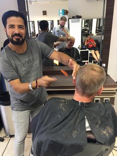 Bei Vinod und den Haarstylisten in Gießen