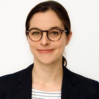Author Anna Sauerbrey