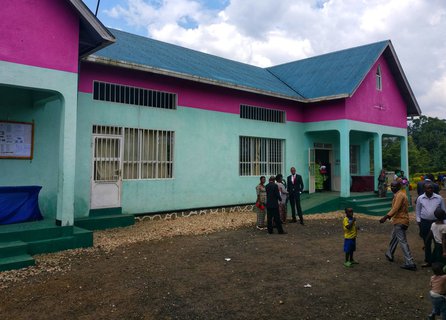Schillerndes Haus, schillernde Hochzeit.