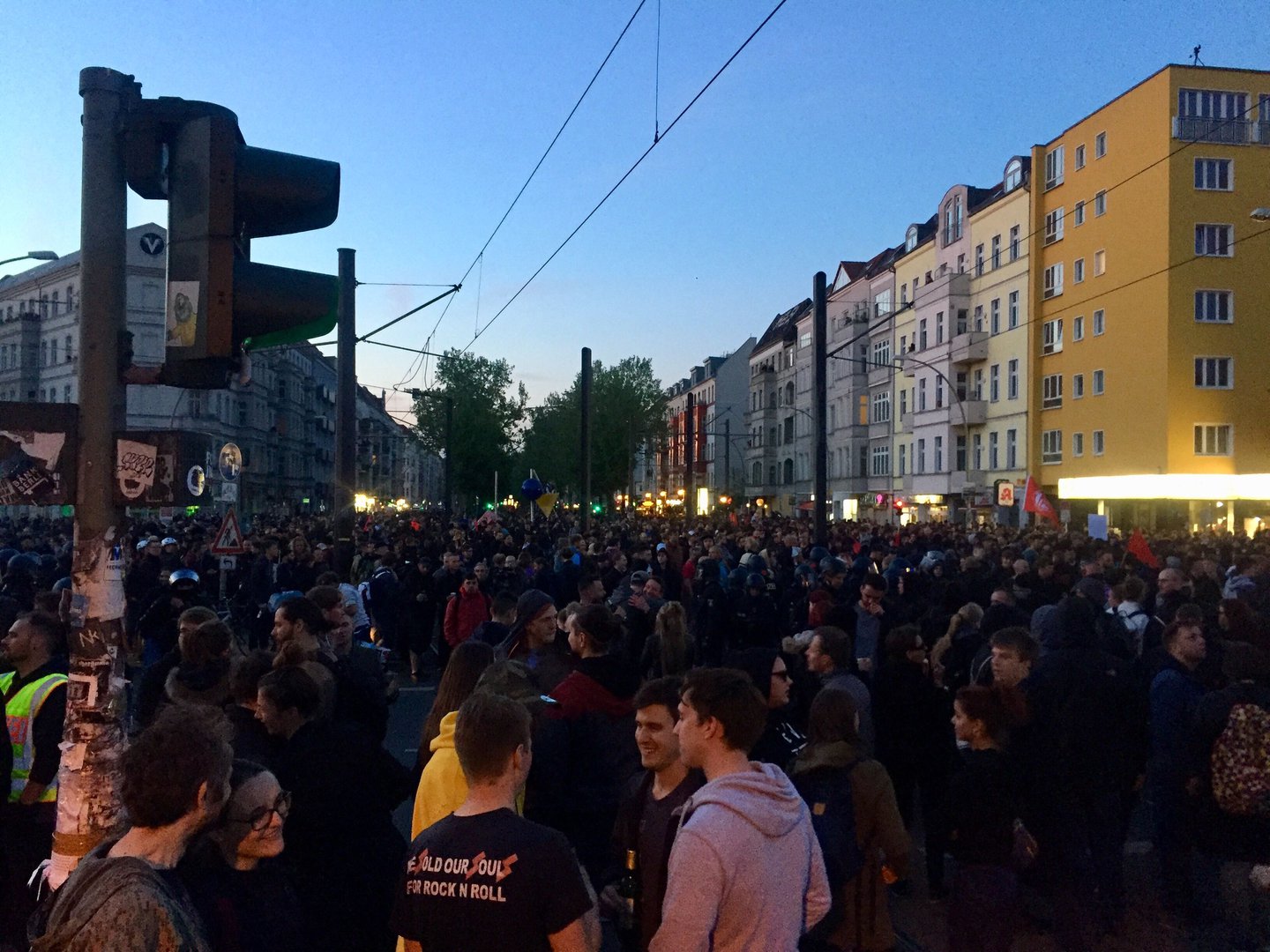 Newsblog zum 1. Mai Viele Demos, viele Feste und erstaunlich