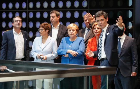 Alexander Dobrindt und die Koalitionsspitzen von CDU, CSU und SPD. 