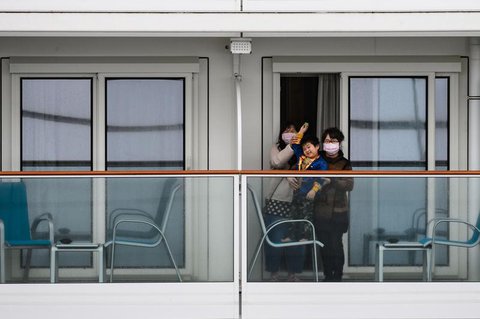 Keiner darf von Bord: Schiffspassagiere in Hongkong