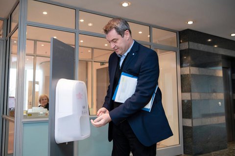 Söder vor Beginn der bayerischen Kabinettssitzung am Dienstag