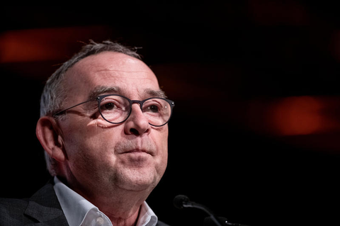 SPD-Chef Norbert Walter-Borjans kritisiert das Vorgehen in Bayern.