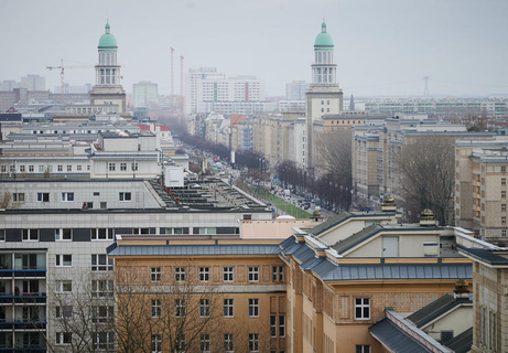 Mietwohnungen an der Karl-Marx-Allee. 