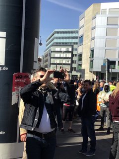 Ken Jebsen am Samstag auf dem Rosa-Luxemburg-Platz