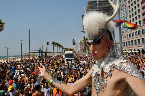 Wurde auf unbestimmte Zeit verschoben: Die Gay-Pride-Parade in Tel Aviv (Archivbild 2019)
