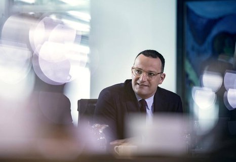 Spahn zu Coronamaßnahmen: „Da werden mit Sicherheit nicht immer alle Entscheidungen im Nachhinein richtig gewesen sein.“