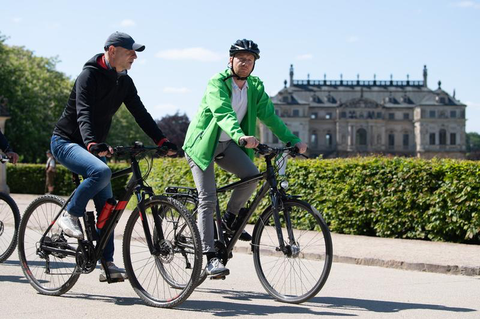 Kretschmer (rechts) und sein Pressesprecher Ralph Schreiber