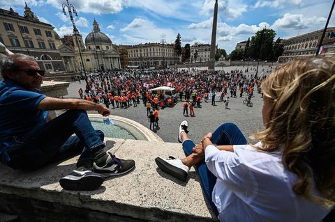 Die Piazza del Popolo in Rom.