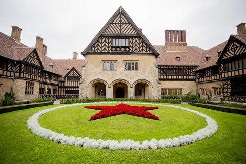 Der Ehrenhof des Schlosses Cecilienhof nach Abschluss 
der Sanierung Ende 2019.