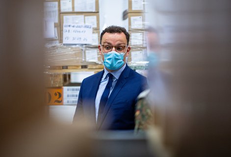 Mahnt Reisende, sich auch im Urlaub an Abstandsgebote zu halten: Gesundheitsminister Jens Spahn