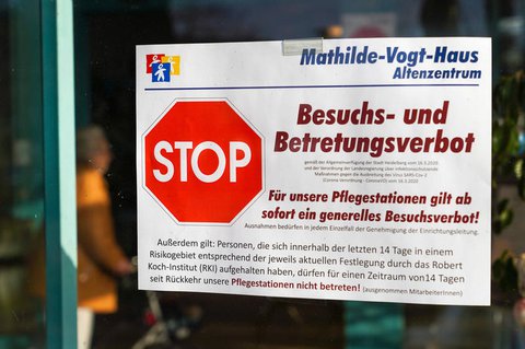 Stop-Schild in einem Pflegeheim in Heidelberg