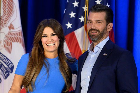 Kimberly Guilfoyle und Donald Trump Jr. im Februar.