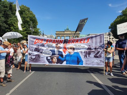 Transparent am Brandenburger Tor