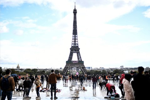 Paris ist derzeit eine der am stärksten von der Pandemie betroffenen Städte Europas.