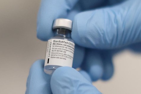 Impfstoff von Biontech und Pfizer