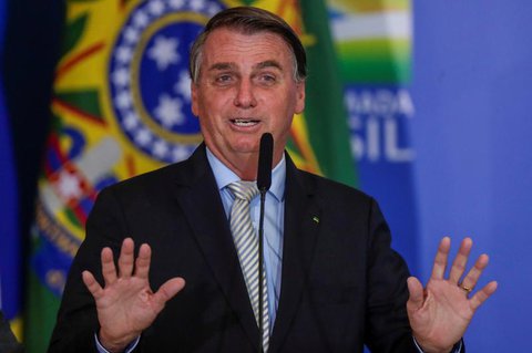 Zieht den Sinn von Corona-Impfungen in Zweifel: Brasiliens Präsident Jair Bolsonaro.