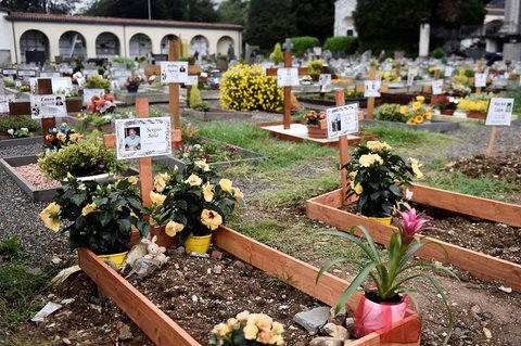 Bei den Todesopfern steuert Italien auf bald 100.000 registrierte Corona-Tote zu.