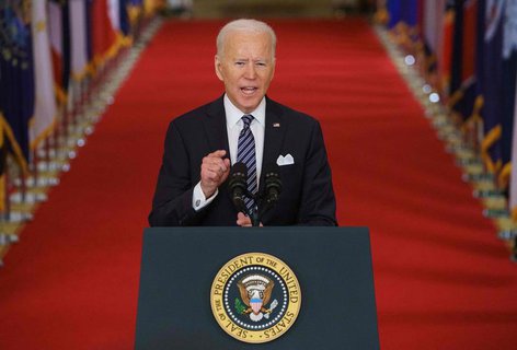 Biden hatte versprochen, dass in den ersten 100 Tagen seiner Amtszeit 100 Millionen Impfdosen verabreicht würden. Nach rund der Hälfte dieser Zeit wurde bereits die Marke von  81 Millionen Dosen überschritten. 