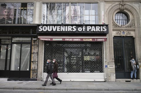 Geschlossenes Souvenirgeschäft in Paris