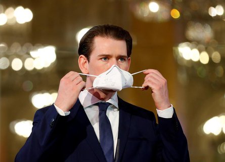 Österreichs Bundeskanzler Sebastian Kurz kündigt für Mitte Mai umfassende landesweite Öffnungsschritte an.