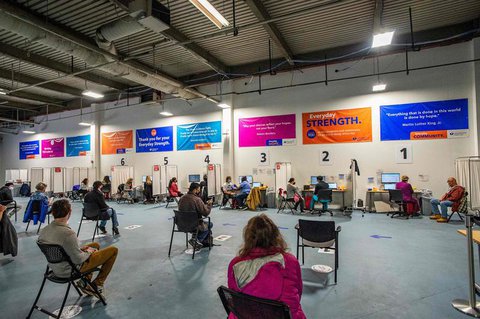 Impfzentrum in Worcester im Bundesstaat Massachusetts.