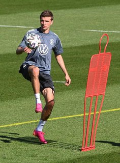 Thomas Müller vom FC Bayern München ist einer der Profis, die sich infiziert hatten.