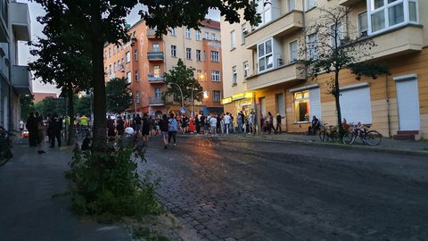 Liebigstraße Ecke Rigaer Straße 