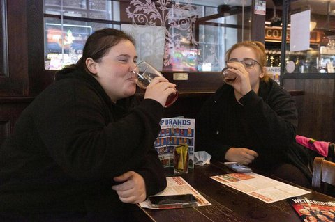 Das Gastgewerbe trug maßgeblich zur Erholung bei.