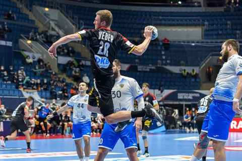 Deutschland spielt in der Handball EM gegen Russland.