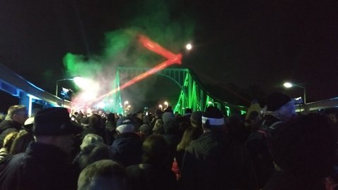 Rotes Kreuz in der Luft