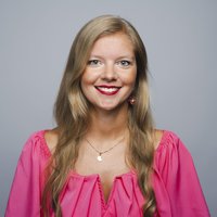 Author Julia Hoene