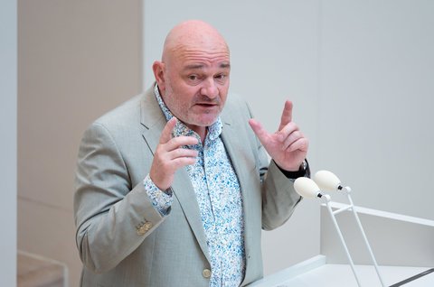 BSW-Landeschef Robert Crumbach