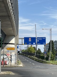 Noch gesperrt: die Anschlussstelle Grenzallee in Richtung Treptow.