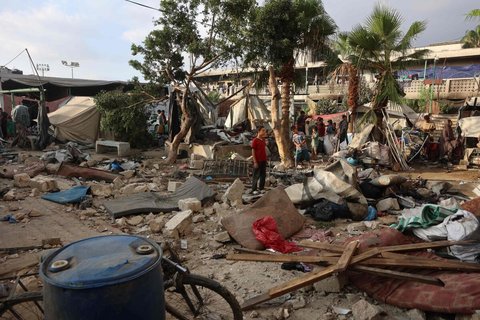 Blick auf das bombardierte Schulgelände in Gaza-Stadt.