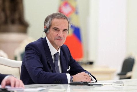 Der Chef der Internationalen Atomenergiebehörde (IAEA), Rafael Grossi. Das Foto wurde bei einem Treffen Grossis mit dem russischen Machthaber Wladimir Putin in Moskau Ende September aufgenommen.
