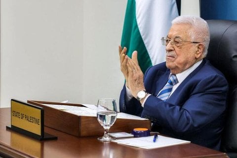 Der palästinensische Präsident Mahmud Abbas applaudiert (Archivbild).