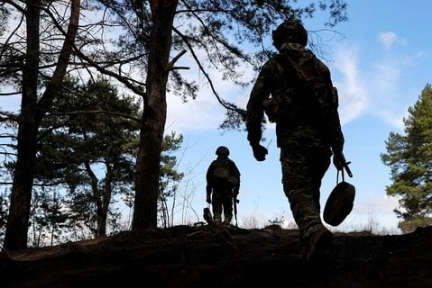 Angehörige des Luftsturmregiments der russischen Truppen.