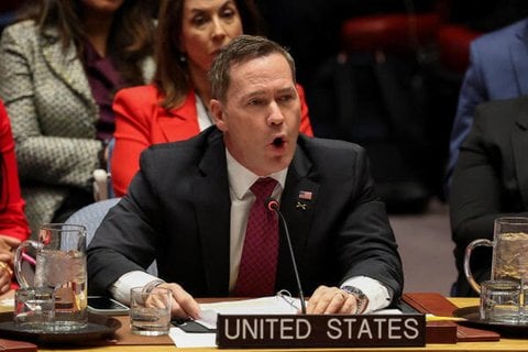 Der US-Botschafter bei den Vereinten Nationen, Mike Waltz, spricht während einer Sitzung des UN-Sicherheitsrats über US-Luftangriffe und die Festnahme des venezolanischen Präsidenten Nicolás Maduro und seiner Frau Cilia Flores im Hauptquartier der Vereinten Nationen in New York, USA, am 5. Januar 2026. 