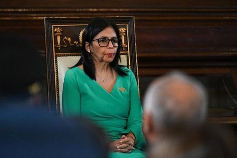 Die venezolanische Vizepräsidentin Delcy Rodríguez nimmt am 5. Januar 2026 in Caracas an einer Sitzung der Nationalversammlung teil, um als Präsidentin Venezuelas vereidigt zu werden.