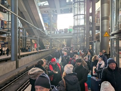 Der Berliner Hauptbahnhof am Samstagmorgen.