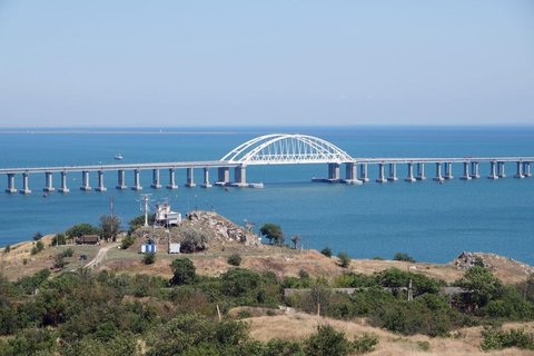 Die Krim-Brücke wurde für den Autoverkehr gesperrt. 