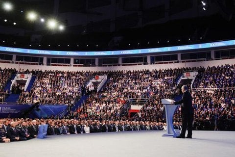 Der russische Präsident Wladimir Putin hält eine Rede auf dem Parteitag von „Einiges Russland“ in Moskau.